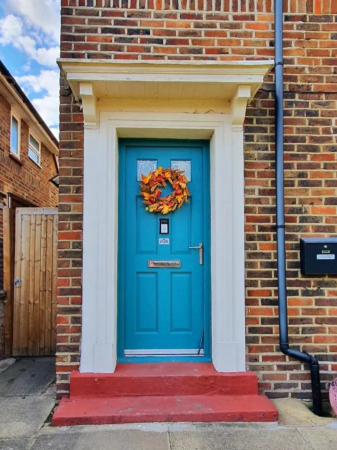 The Bee House Brighton. A Holiday Home By The Sea. Brighton