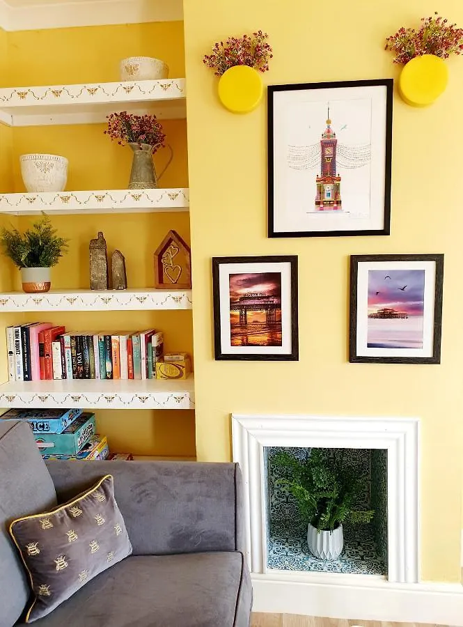 The Bee House Brighton. A Holiday Home By The Sea.